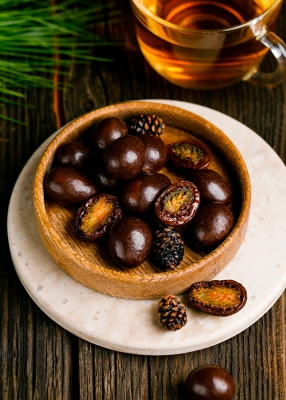 Сосновая шишка в тёмном шоколаде, 60 г