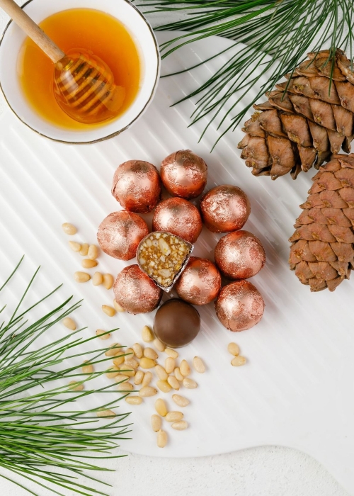 Кедровый грильяж в молочном шоколаде, 1 кг