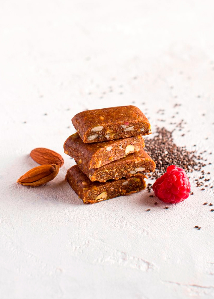 Батончик орехово-ягодный BeGoo миндаль + малина, 24 шт. | шоу-бокс