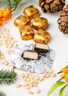 Кедровый марципан с облепихой, 1 конфета