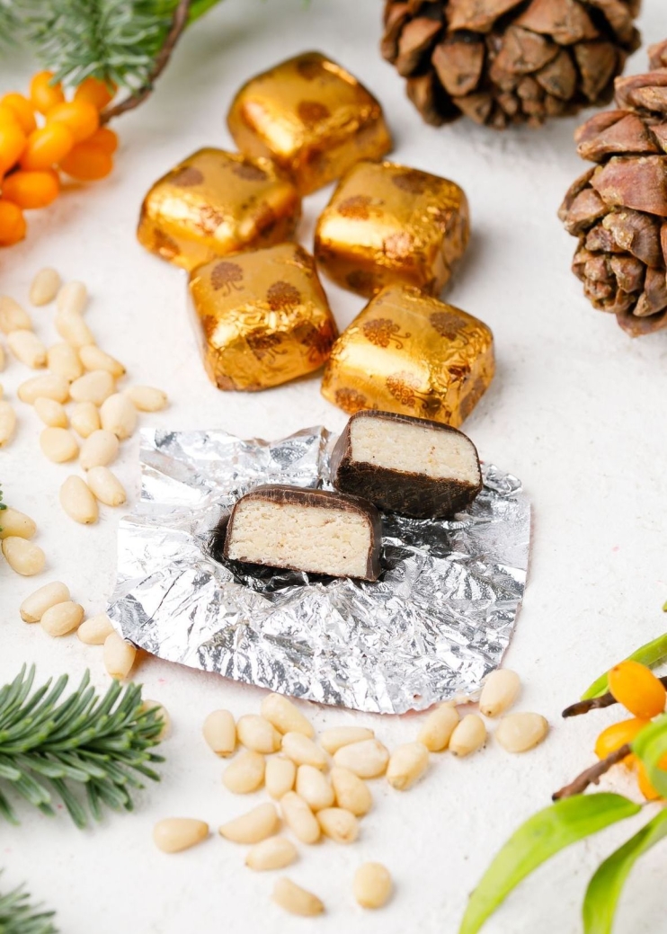 Кедровый марципан с облепихой, 1 конфета