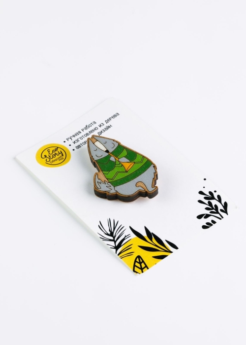 Деревянная брошь «Волчок»