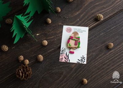 Деревянная брошь «Воробушек»