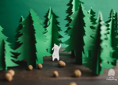 Деревянная брошь «Зая»