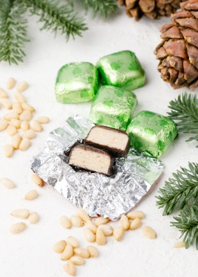 Кедровый марципан классический, 600 г | шоу-бокс