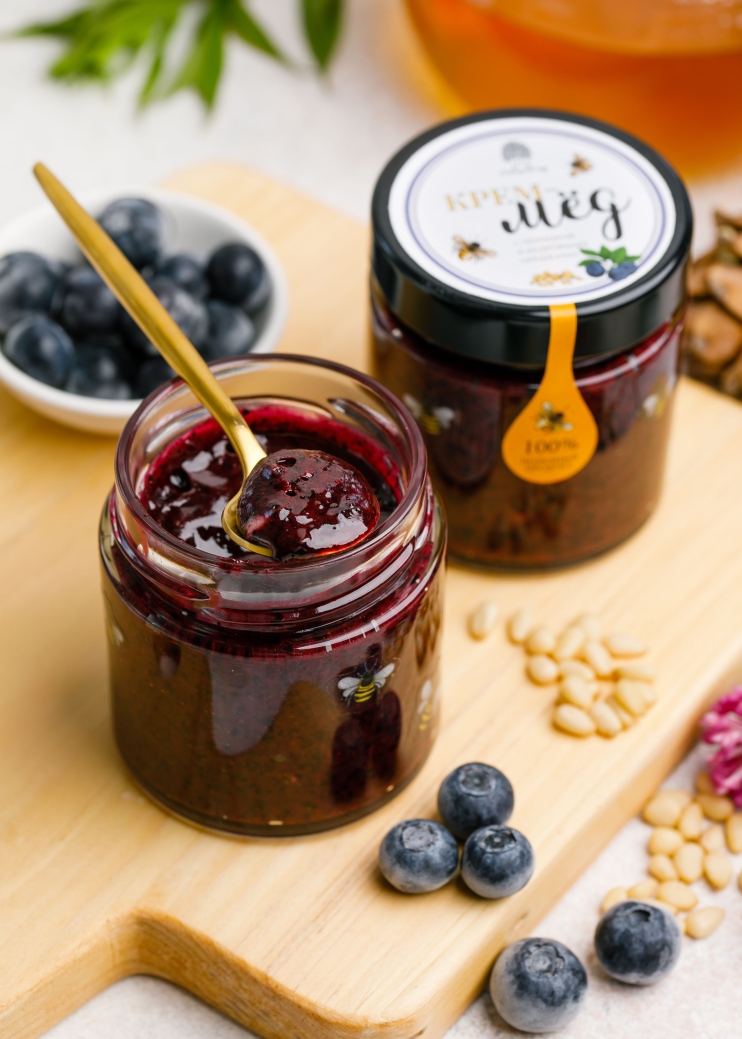 Крем-мёд с черникой и кедровым орехом, 180 г