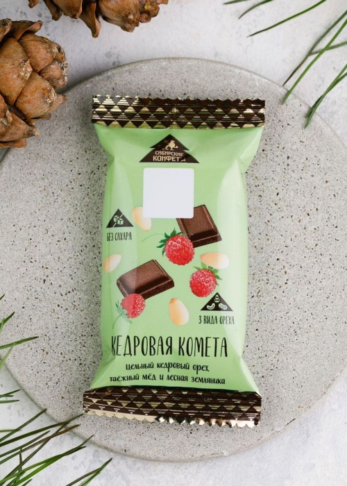 ★ Москва ★ Батончик «Кедровая комета» с земляникой, 40 г