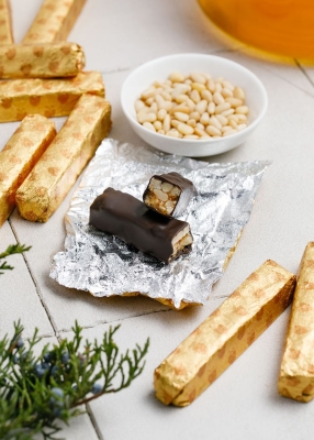 Кедровые палочки, 640 г | шоу-бокс