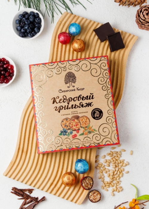 Кедровый грильяж ассорти, 120 г — черника, клюква, облепиха