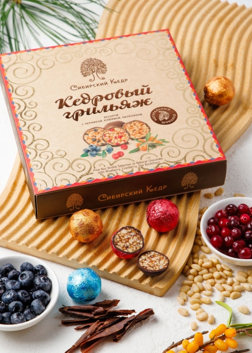 Кедровый грильяж ассорти, 120 г — черника, клюква, облепиха
