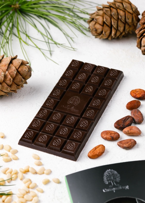 ★ Тёмный шоколад с кедровым орехом, 100 г