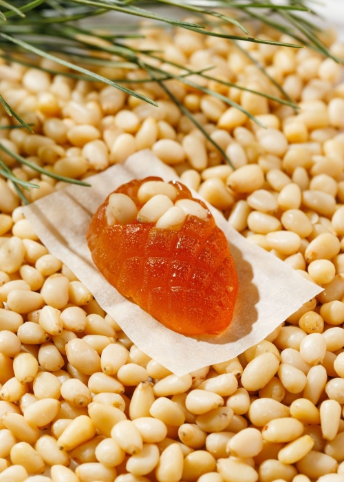 Мармелад сосновый с кедровым орехом, 110 г