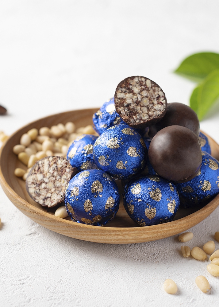 Кедровый грильяж с черникой, 1 конфета