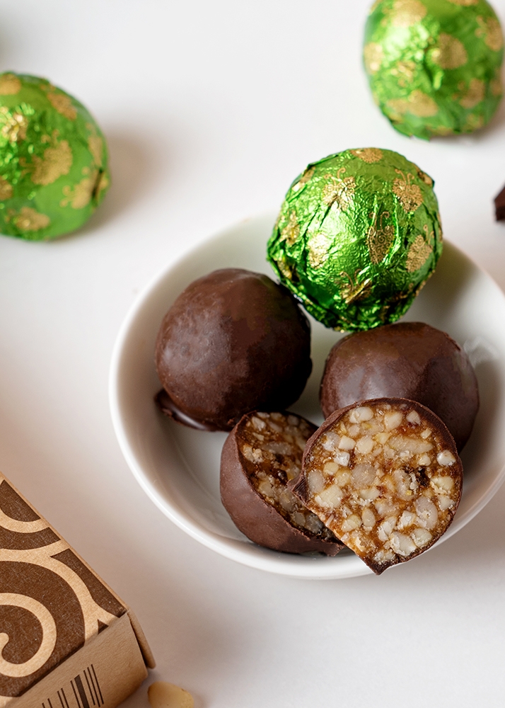 Кедровый грильяж с сосновой шишкой, 1 конфета