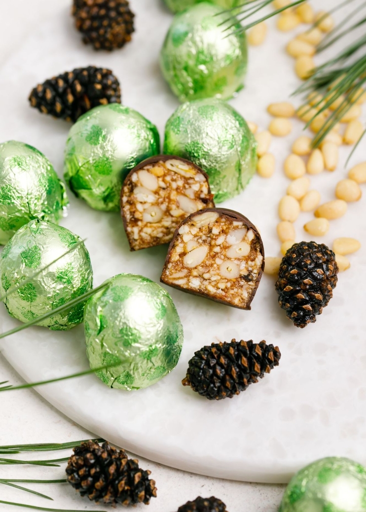 Кедровый грильяж с сосновой шишкой, 1 конфета