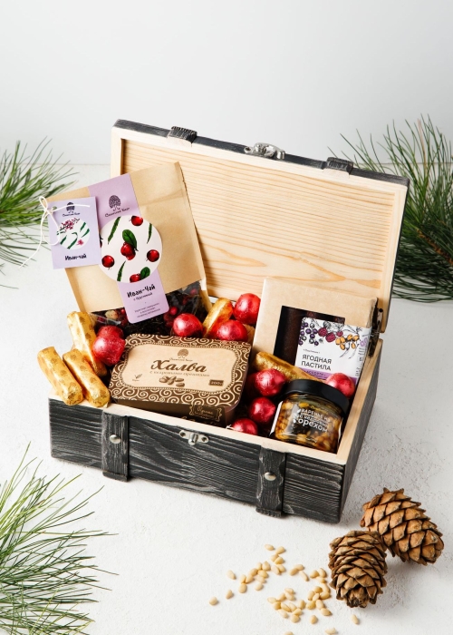 Подарочная шкатулка деревянная, 740 г