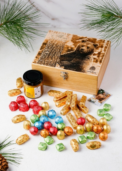 Деревянная шкатулка с конфетами, 920 г