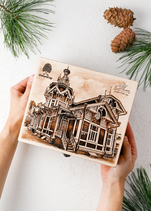 Деревянная шкатулка с конфетами, 930 г