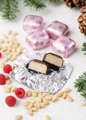 Кедровый марципан с малиной, 1 кг