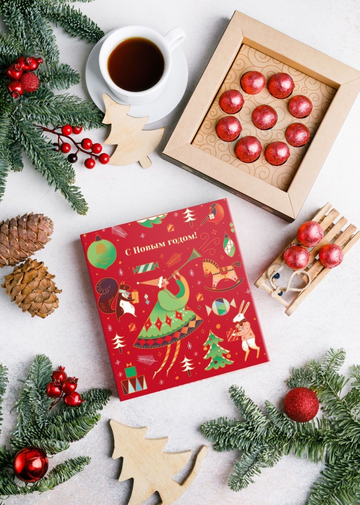 Кедровый грильяж с клюквой, 120 г в подарочной обложке