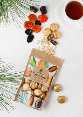 Фрутодень с кедровыми орехами, 200 г | крафт-пакет