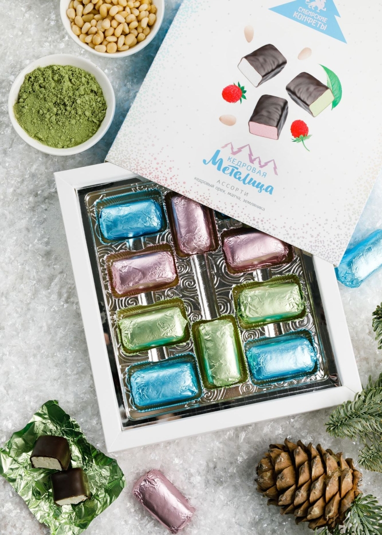 Кедровая метелица ассорти, 150 г — кедровый орех, матча, земляника