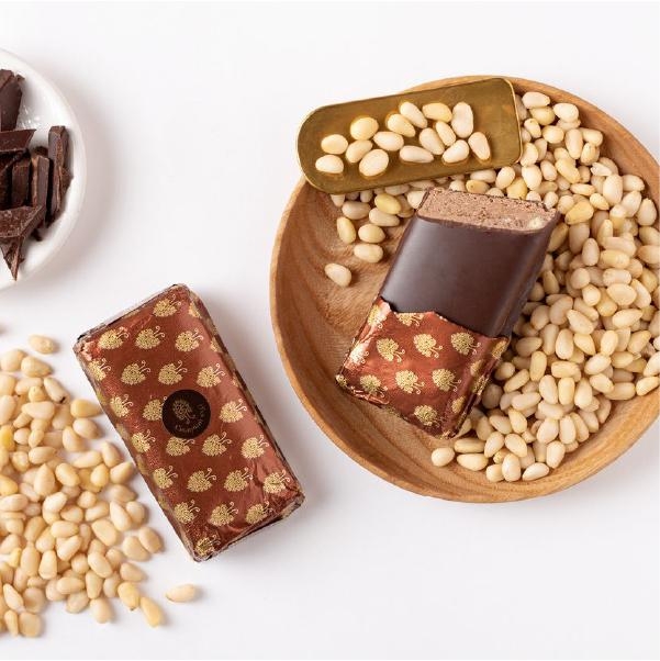 Кедровый марципан ассорти, 720 г | шоу-бокс — 18 батончиков