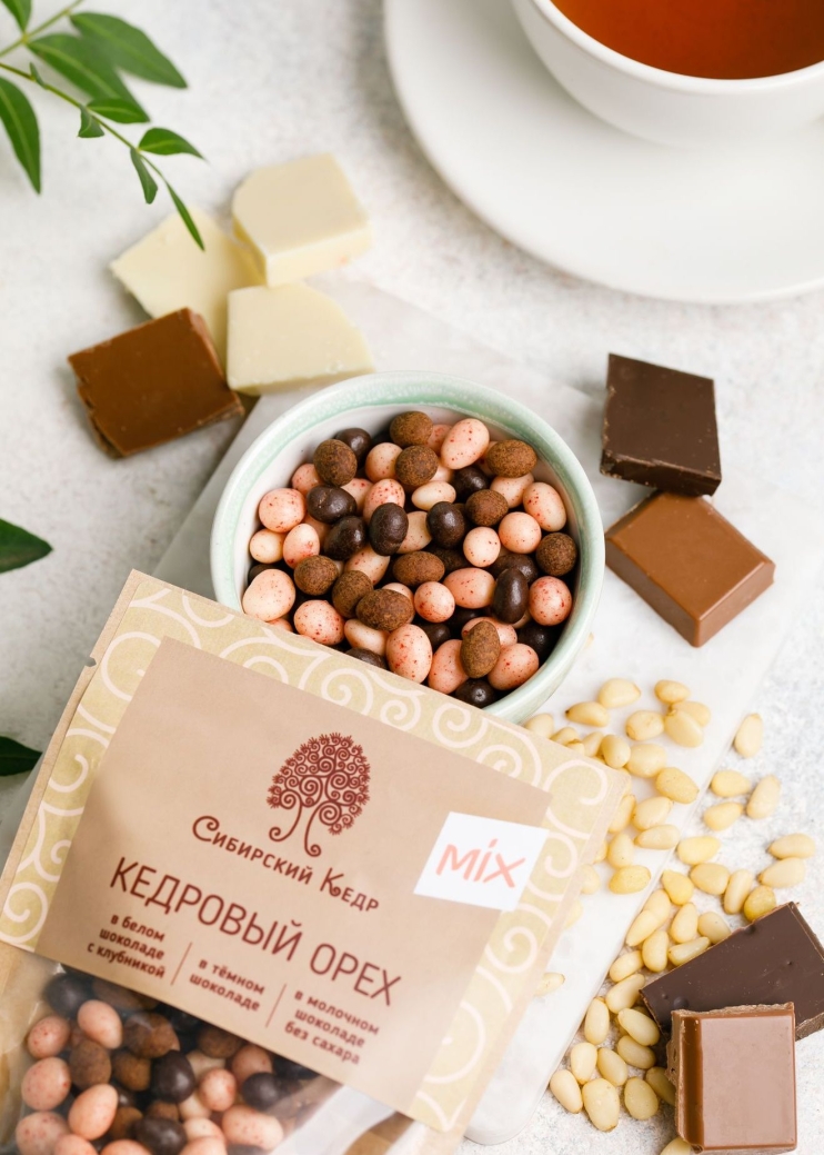 Ядро кедрового ореха в молочном шоколаде ассорти, 60 г