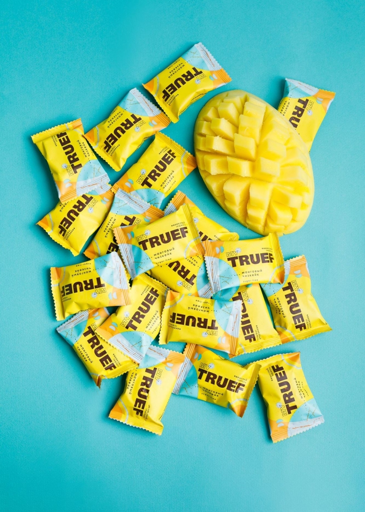 Трюфель финиковый Мy Truef манговый чизкейк, 360 г | шоу-бокс — 24 конфеты