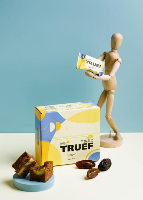 Трюфель финиковый Мy Truef банановый брауни, 360 г | шоу-бокс — 24 конфеты