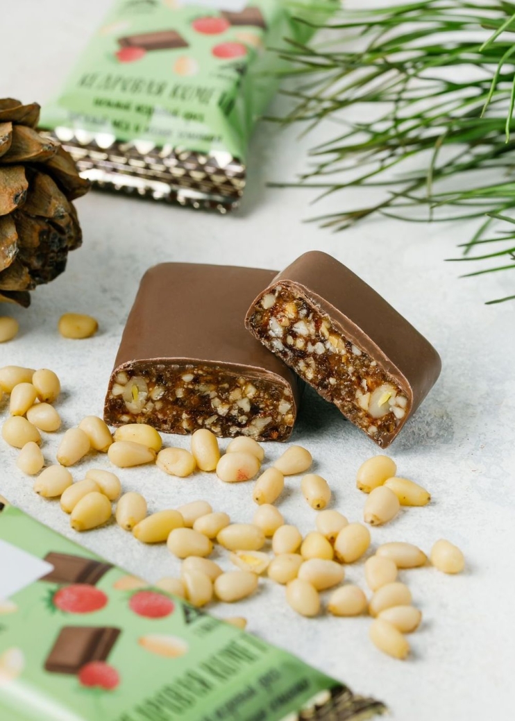 Батончик «Кедровая комета» с земляникой, 720 г | шоу-бокс — 18 батончиков