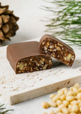 Батончик «Кедровая комета» с земляникой, 720 г | шоу-бокс — 18 батончиков