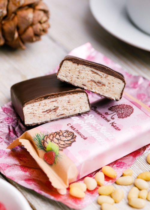 ★ Кедровый марципан с малиной, 720 г | шоу-бокс &mdash; 18 батончиков