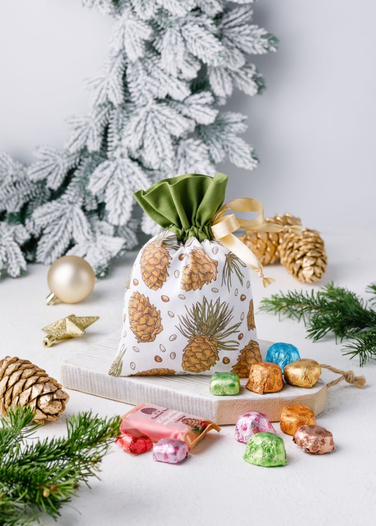 Подарочный мешок зелёный «Шишка», 215 г