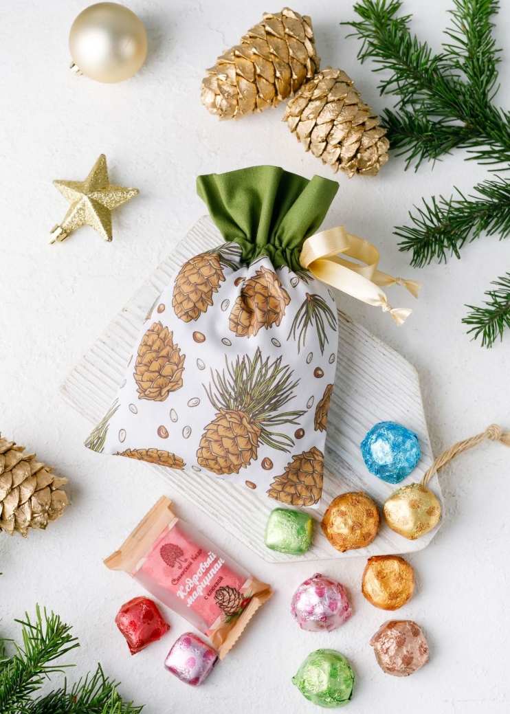 Подарочный мешок зелёный «Шишка», 215 г