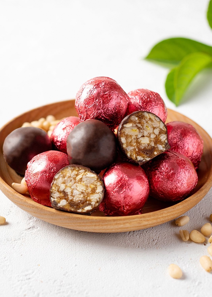 Кедровый грильяж с диким яблоком, 1 конфета