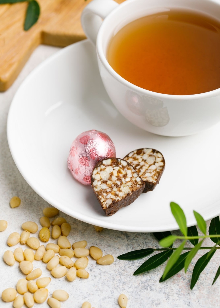 Кедровый грильяж с диким яблоком, 1 конфета