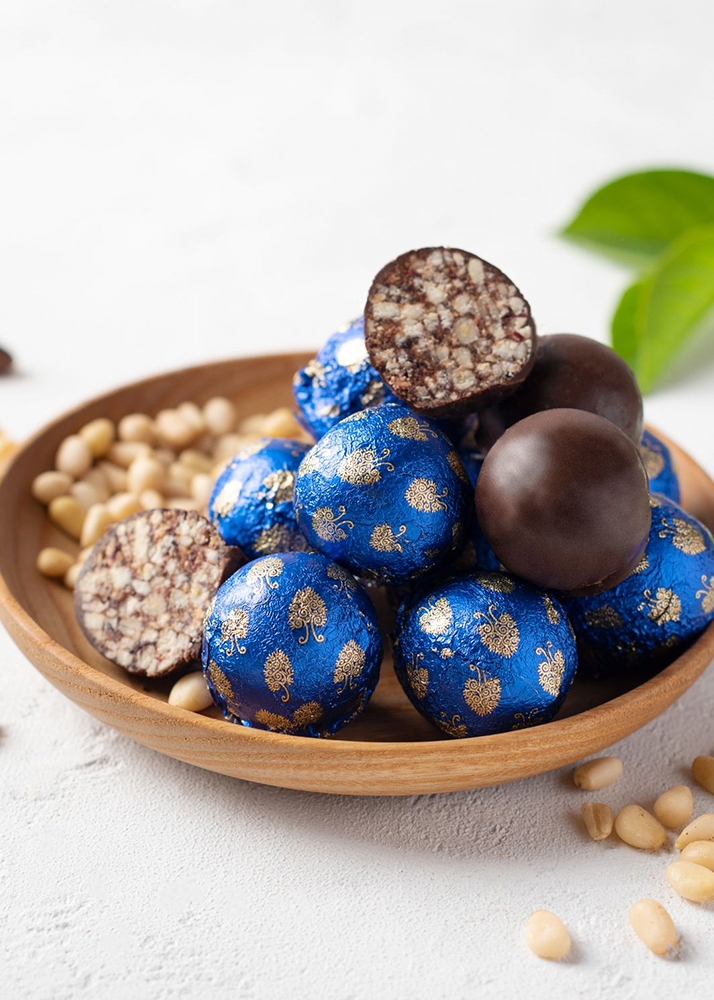 Кедровый грильяж ассорти, 40 г — клюква, черника, облепиха