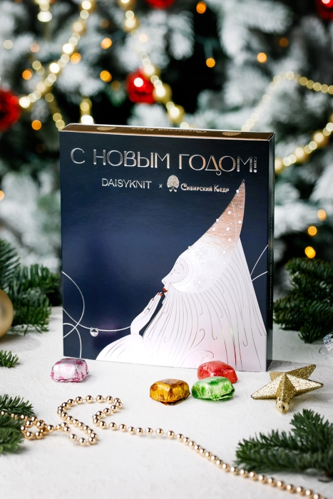 Кедровый марципан ассорти, 170 г (лимитированная обложка Daisknit x Сибирский кедр)
