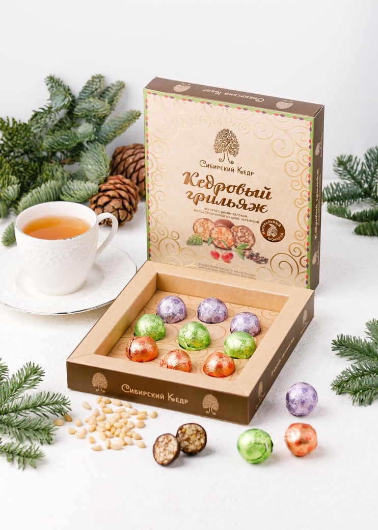 Кедровый грильяж ассорти, 120 г — яблоко, сосновая шишка, черёмуха