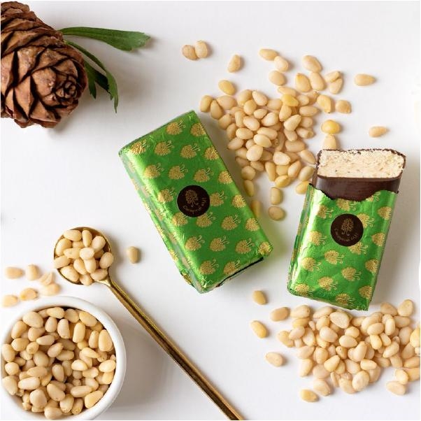 ★ Москва ★ Кедровый марципан ассорти, 720 г | шоу-бокс — 18 батончиков