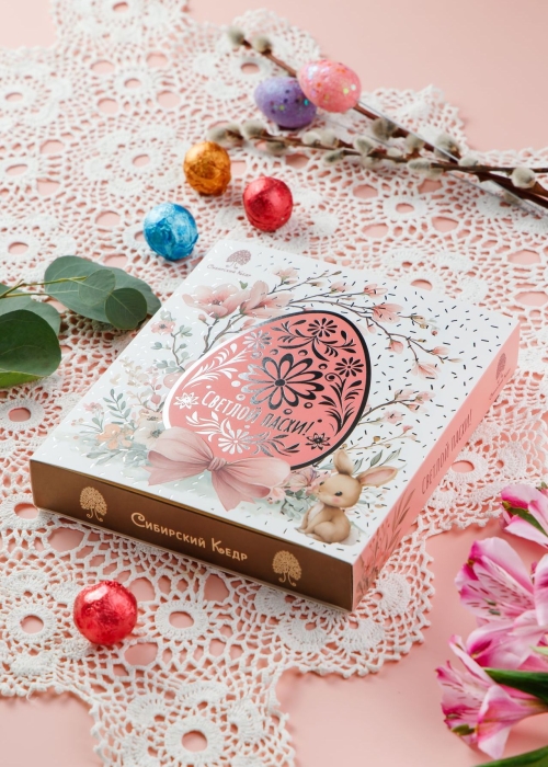 Кедровый грильяж ассорти, 120 г в подарочной обложке «Пасха»