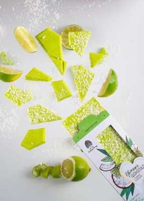 Цветной шоколад с лаймом и кокосом, 100 г