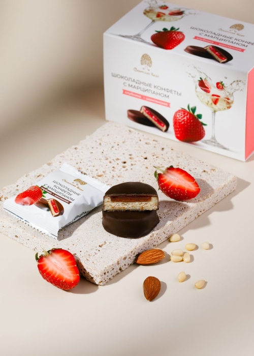 Шоколадные конфеты с марципаном «Клубника-шампанское»‎, 220 г