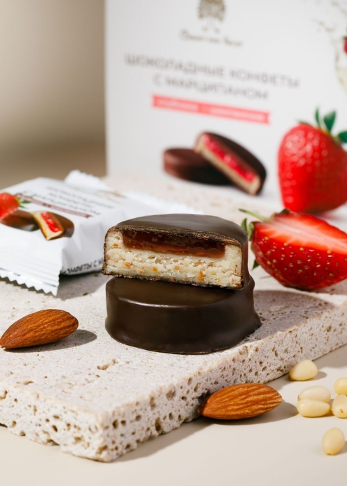 ★ Шоколадные конфеты с марципаном &laquo;Клубника-шампанское&raquo;&lrm;, 220 г