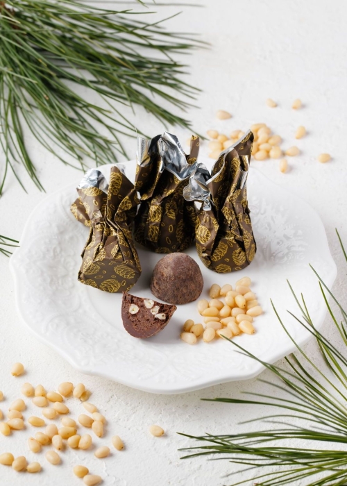 Кедровый трюфель из тёмного шоколада, 120 г