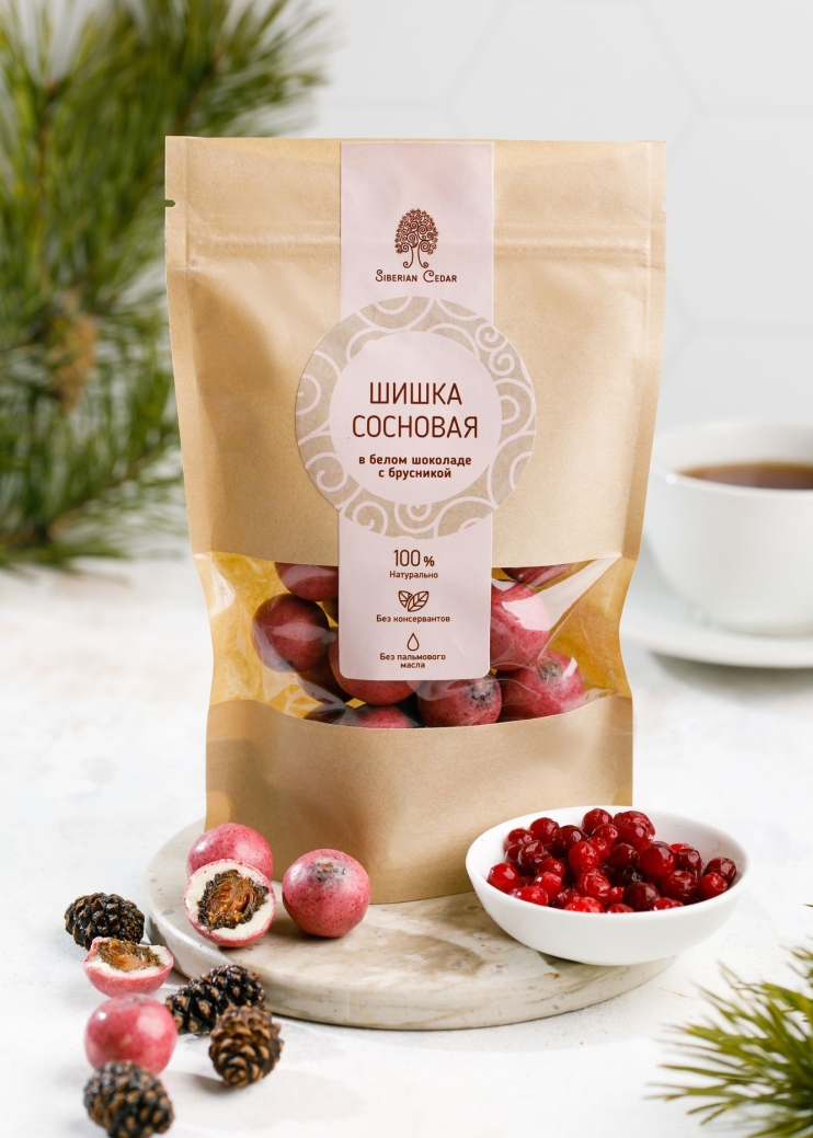 Сосновая шишка в белом шоколаде с брусникой, 185 г