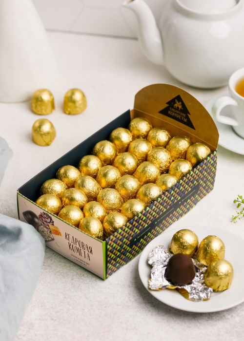 ★ Кедровая комета классическая, 540 г | шоу-бокс