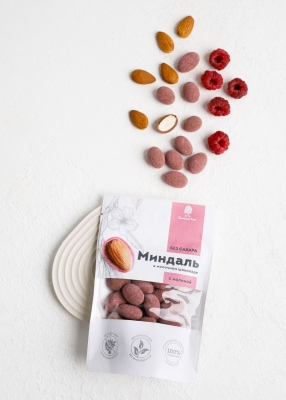 Миндаль в молочном шоколаде без сахара с малиной, 60 г