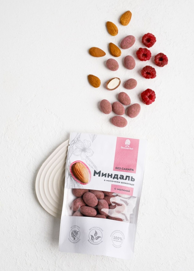 Миндаль в молочном шоколаде без сахара с малиной, 60 г
